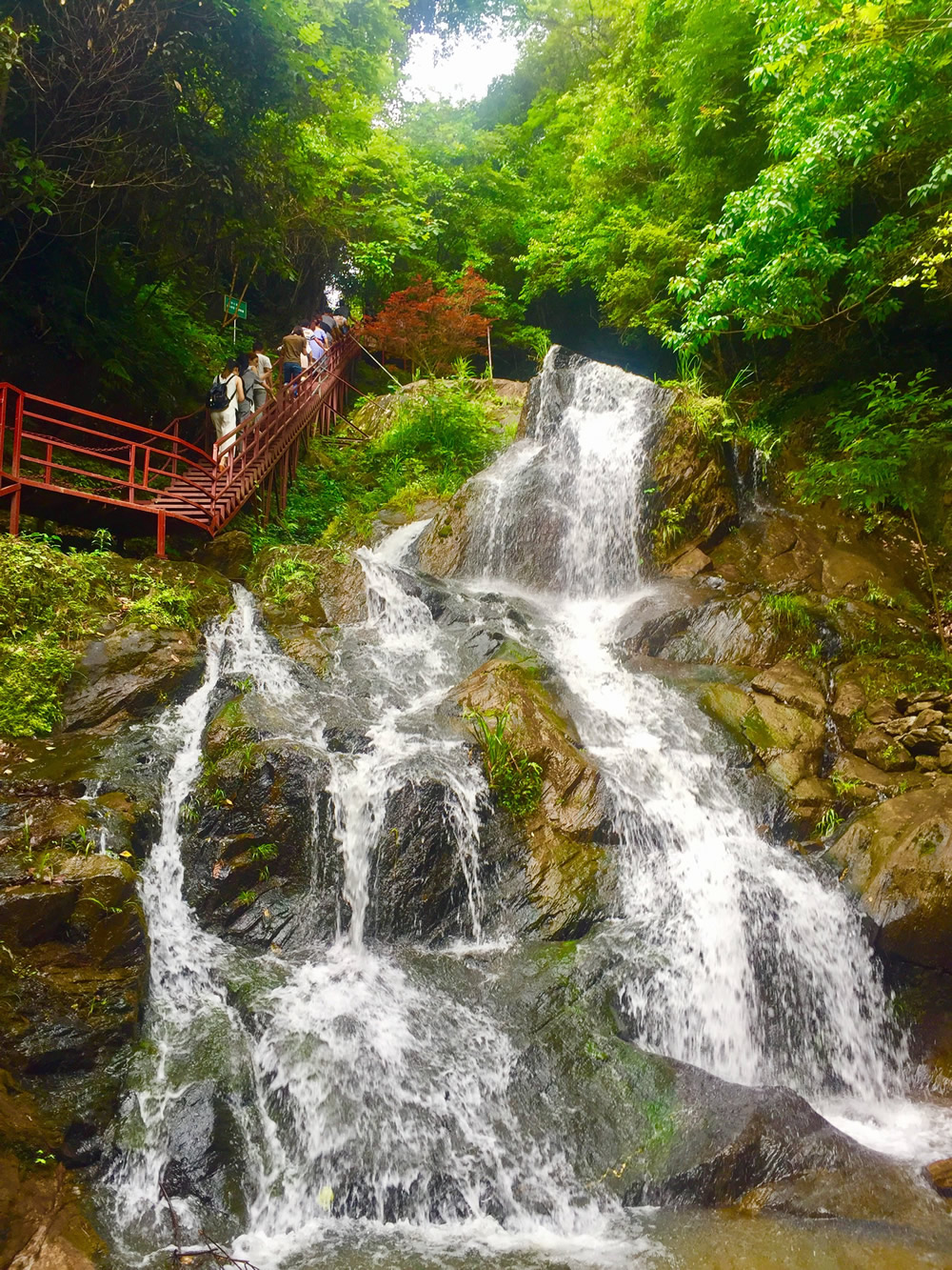 皇龙峡景区