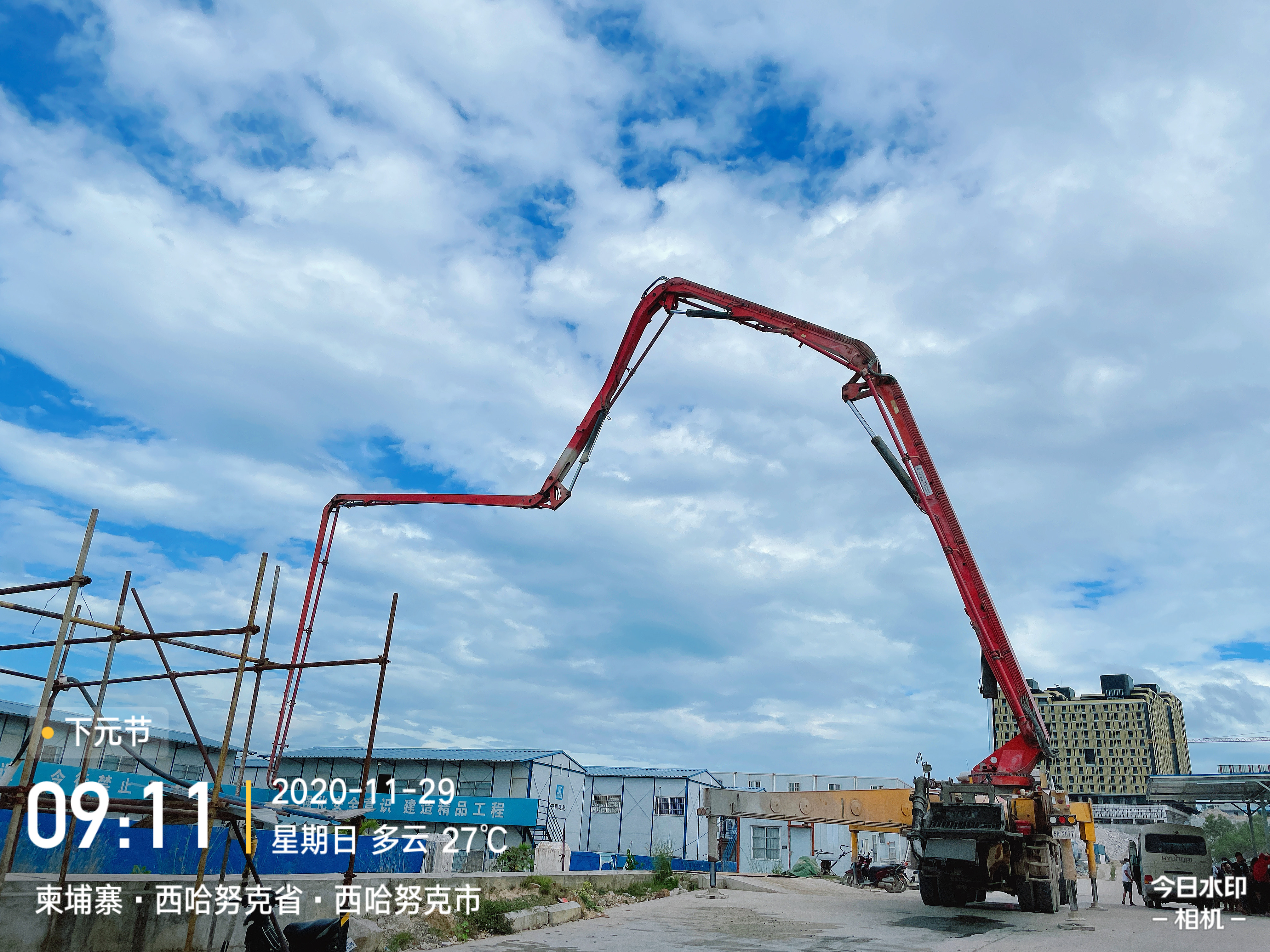 56米泵車參建西港中建房建項目