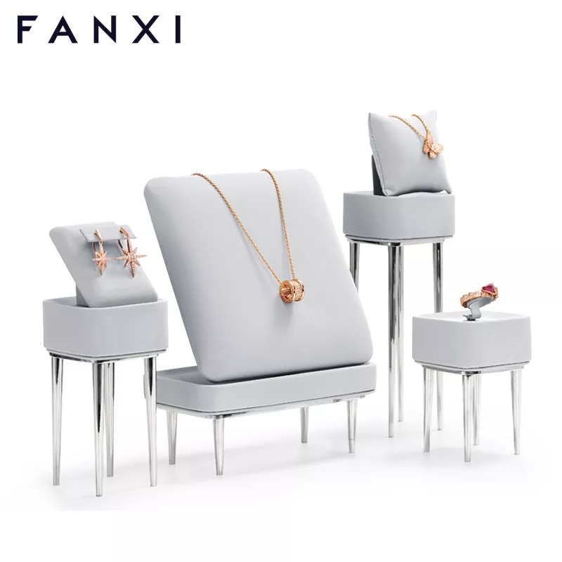 FANXIluxurygraycolourjewelrydisplayforring_y-format_webp-1