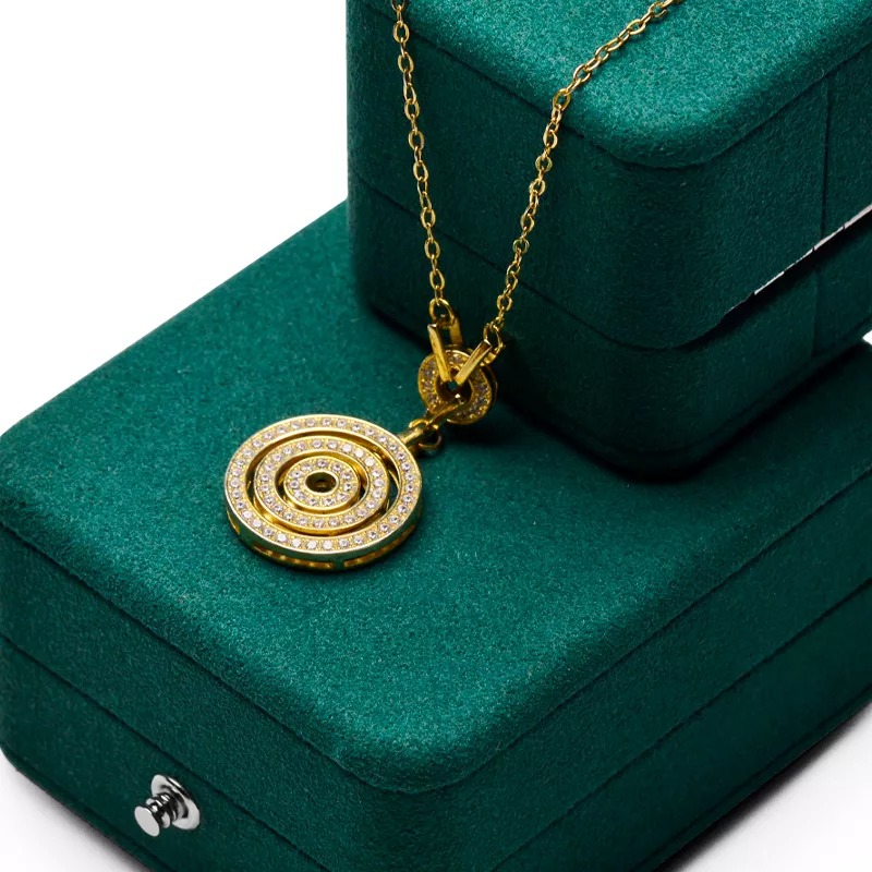 Greenmicrofiberjewellerypackagingboxforringp-format_webp-3