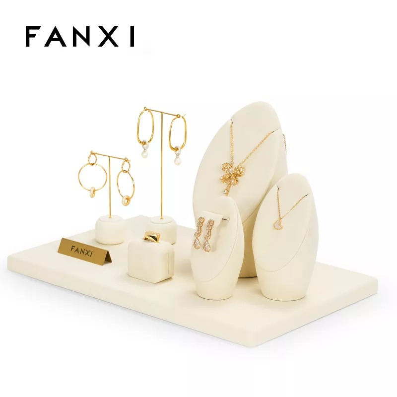 FANXInewdesigncreammicrofiberjewelrydisplays-format_webp-2