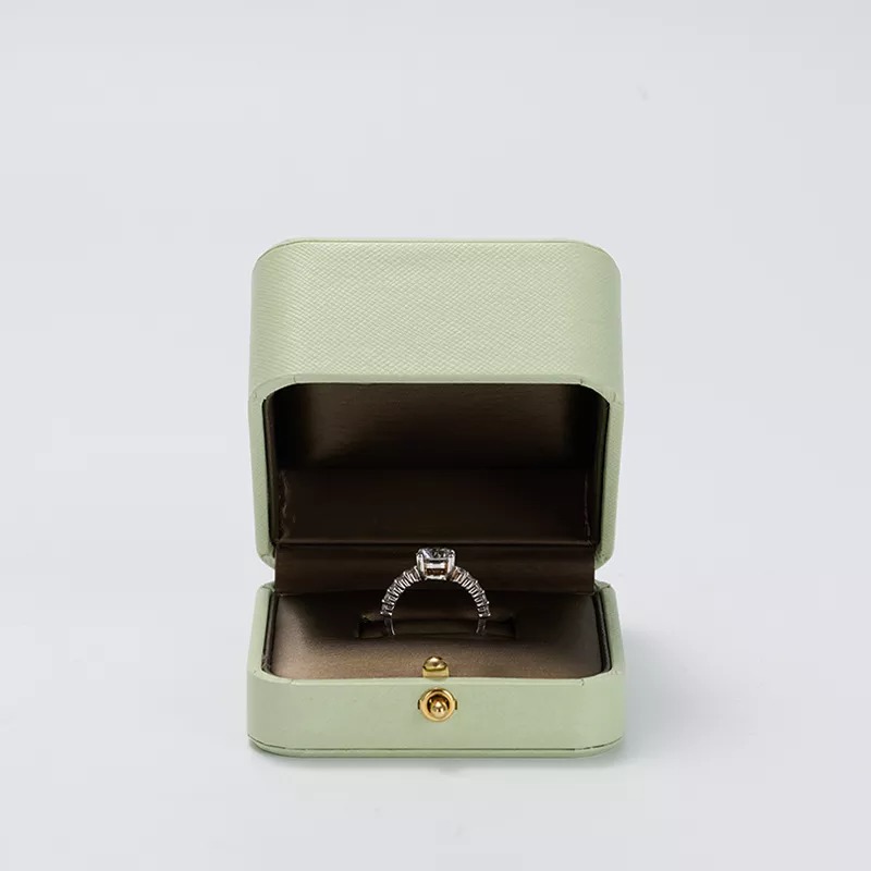 FANXIcustomlogo-colourgreenleatherettejewelr-format_webp-4