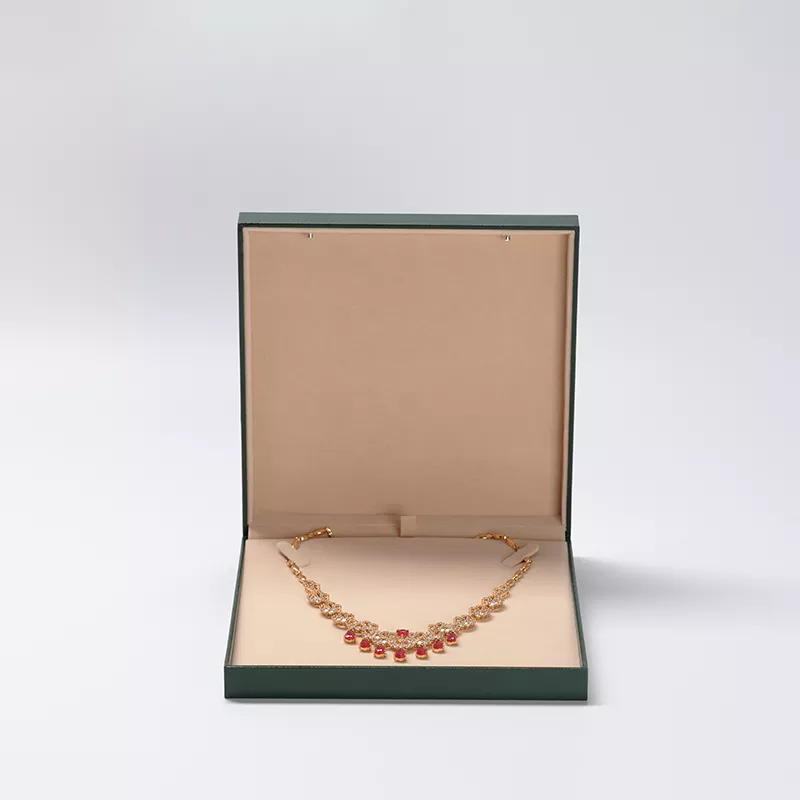 FANXIjewelrypackagingforsmallbusiness_customizedjewe-format_webp-2