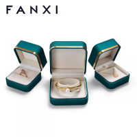 FANXIuniqueengagementringbox_proposalringinb-format_webp