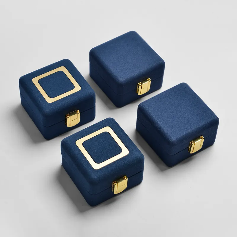 FANXIWeddingringboxforceremony_jewelryboxfor-format_webp-1