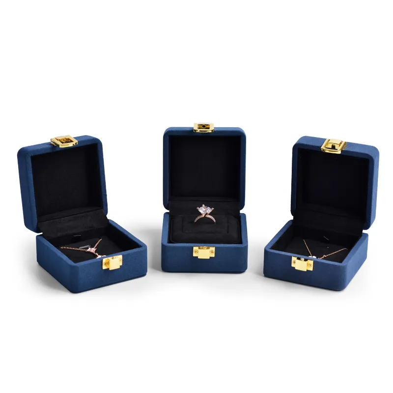 FANXIWeddingringboxforceremony_jewelryboxfor-format_webp-4