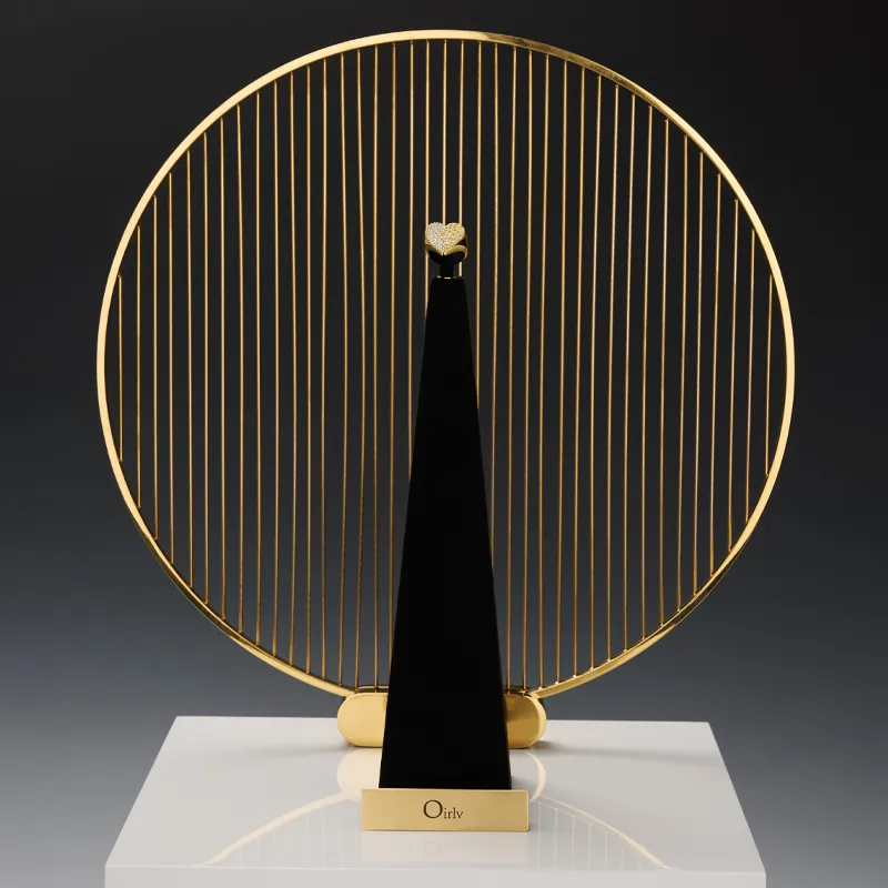 FANXIhomemadejewelrydisplayideas_jewelrydisplaycount-format_webp-3