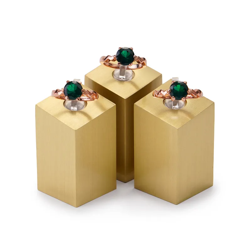 Metaljewelryringdisplayholderstand-format_webp-6