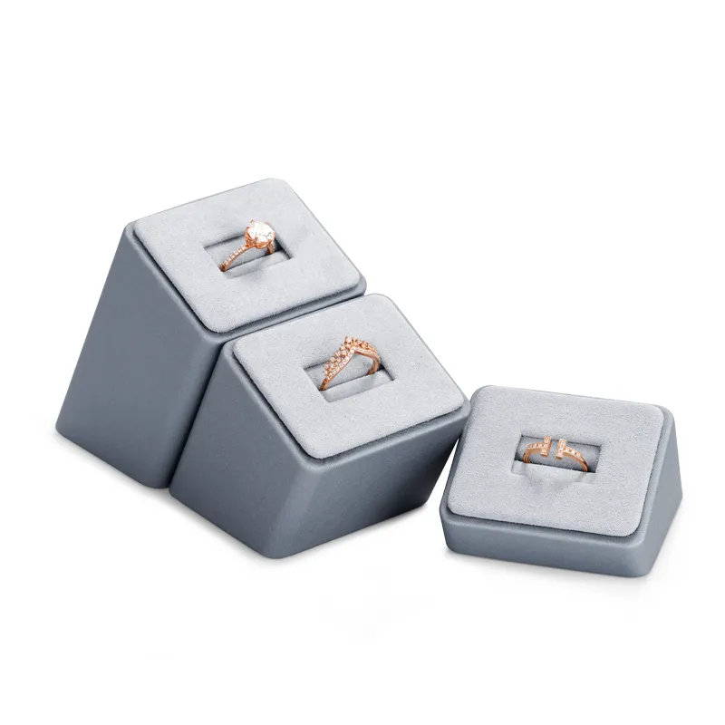 GrayPUleatherjewelryringexhibitorstand-format_webp-1