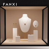 Luxurymetalframejewelrydisplaysetwithwhite_y-Luxurymetalframejewelrydisplaysetwithwhite_y-format_webp-2