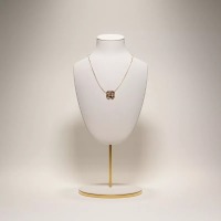 Luxurymetalframejewelrydisplaysetwithwhite_y-Luxurymetalframejewelrydisplaysetwithwhite_y-format_webp-6