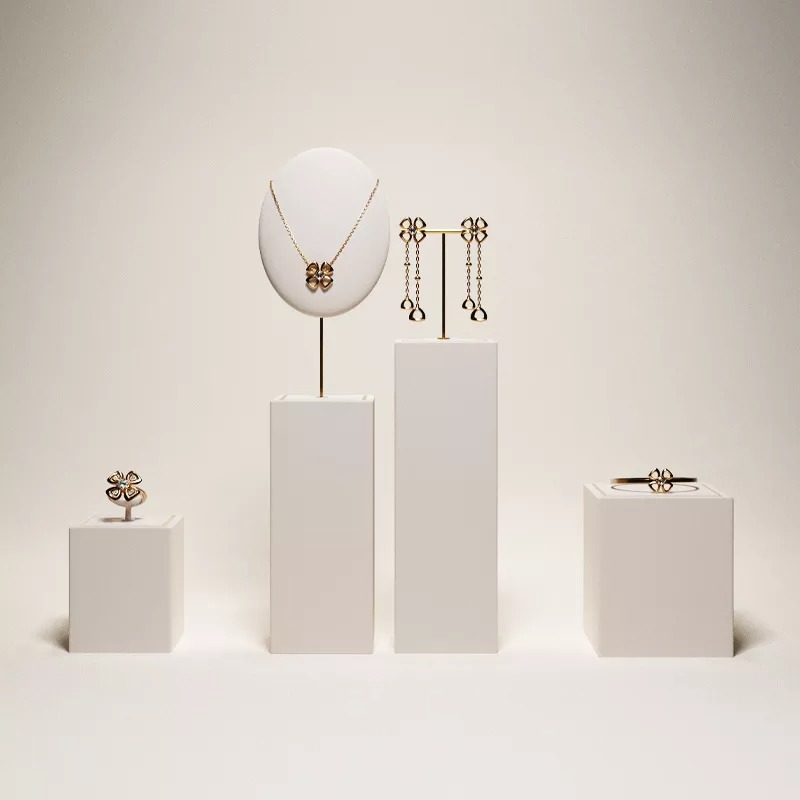 Luxurymetalframejewelrydisplaysetwithwhite_y-Luxurymetalframejewelrydisplaysetwithwhite_y-format_webp-7