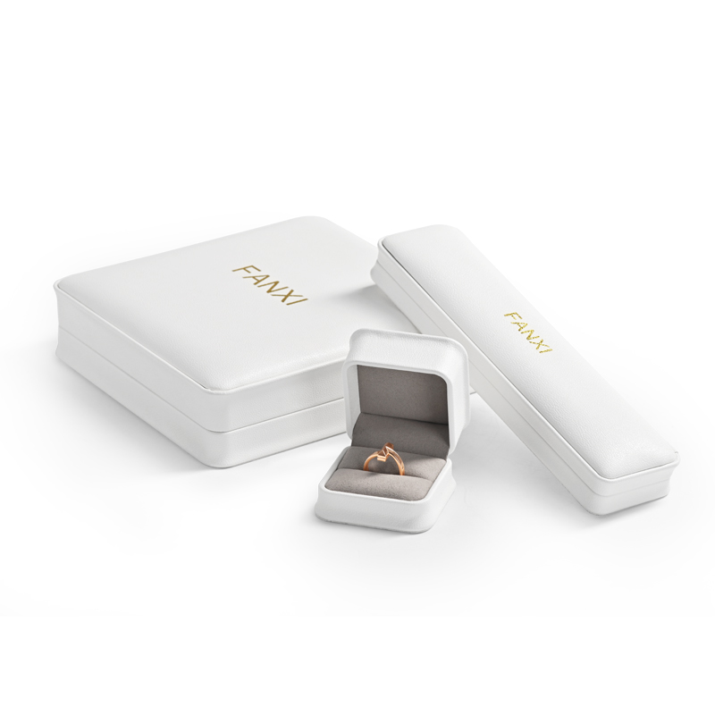 CustomwhitePUleatherjewelryboxwithmicrofiber-主图-主图7