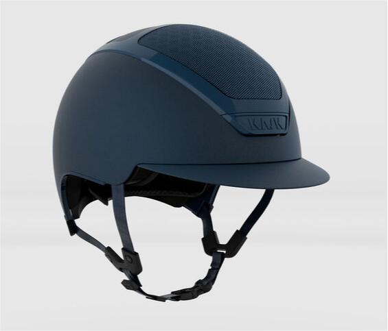 c32f108dc1c10d9a71c8944abc23edc09f0bb8ce_dogma_chrome_kask_render_main_HHE00040__230