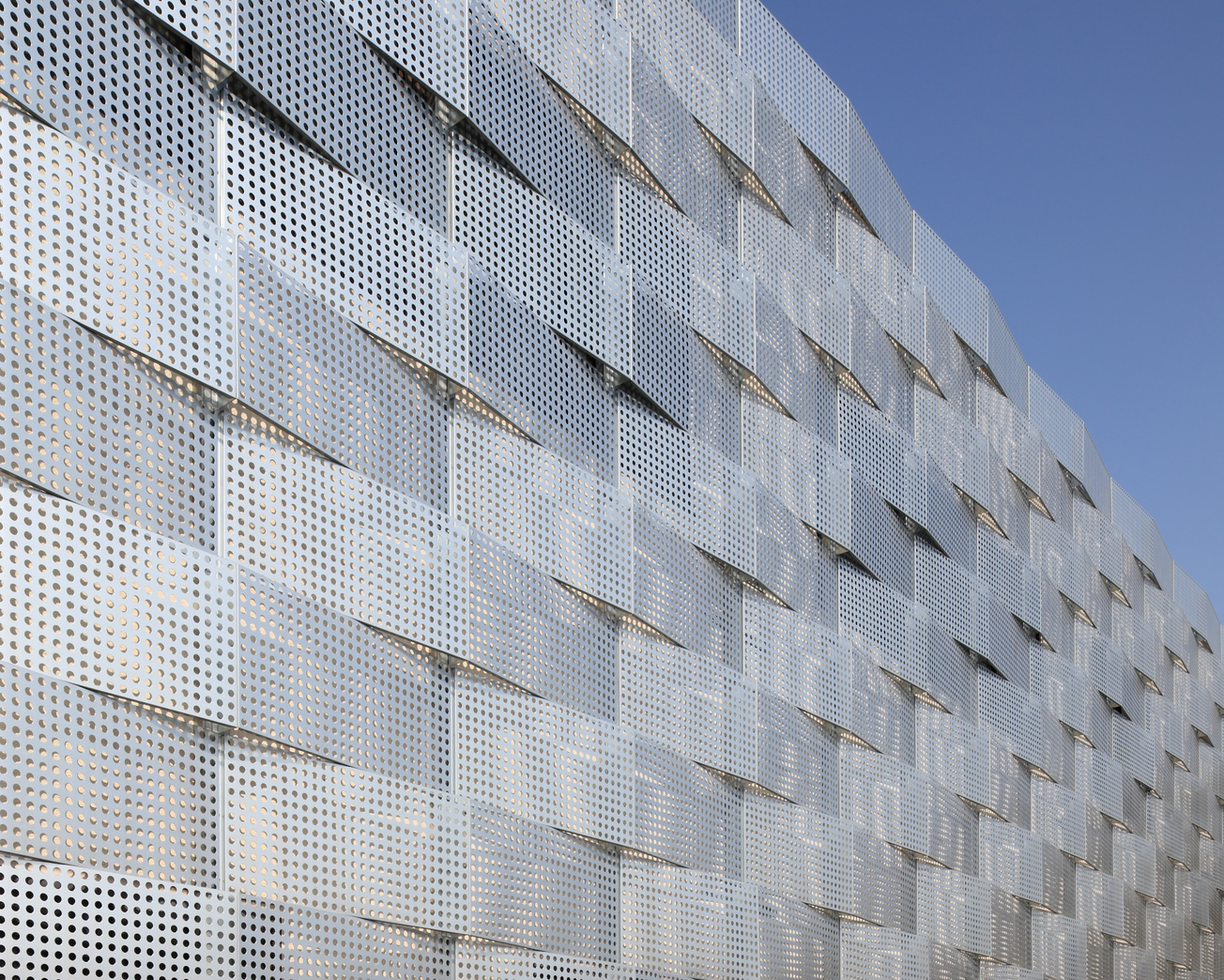 perforatedaluminiumpanelcladding