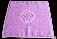 粉色小方巾