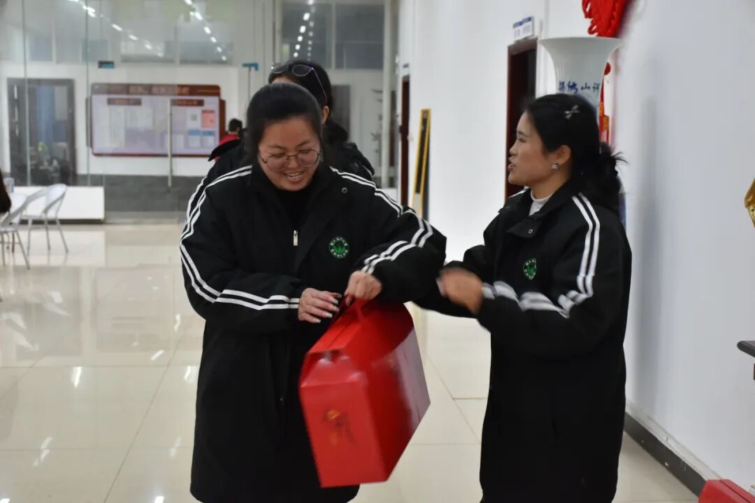 59810f3ec20d113b48bee32700735d24.jpg
