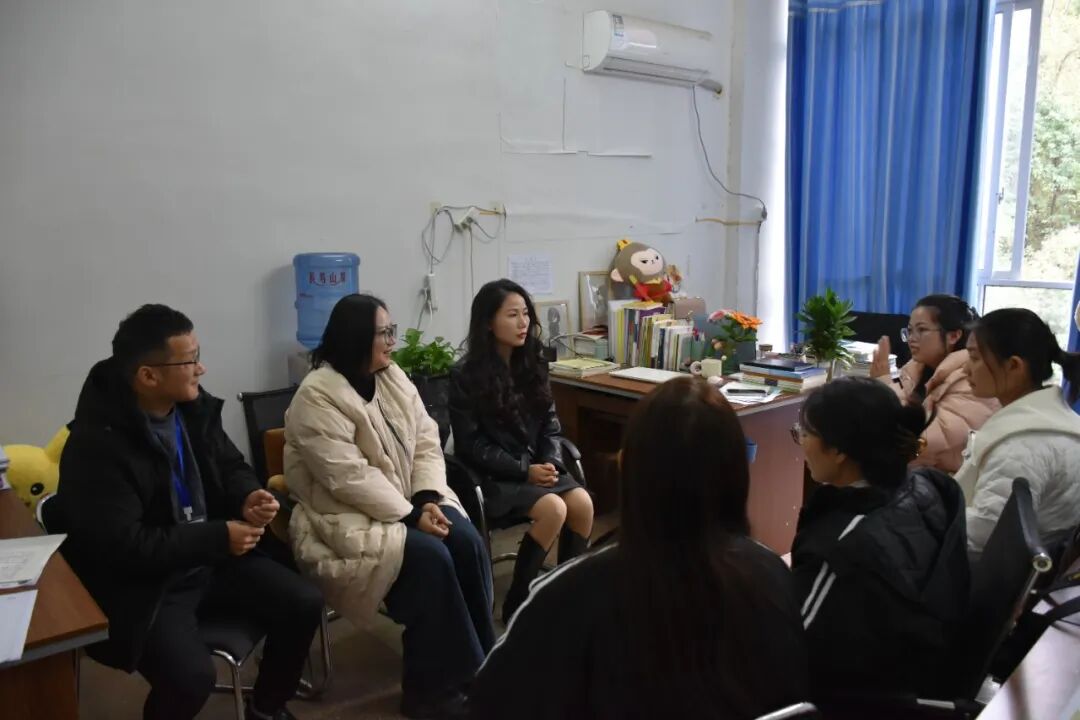 英语评课.jpg