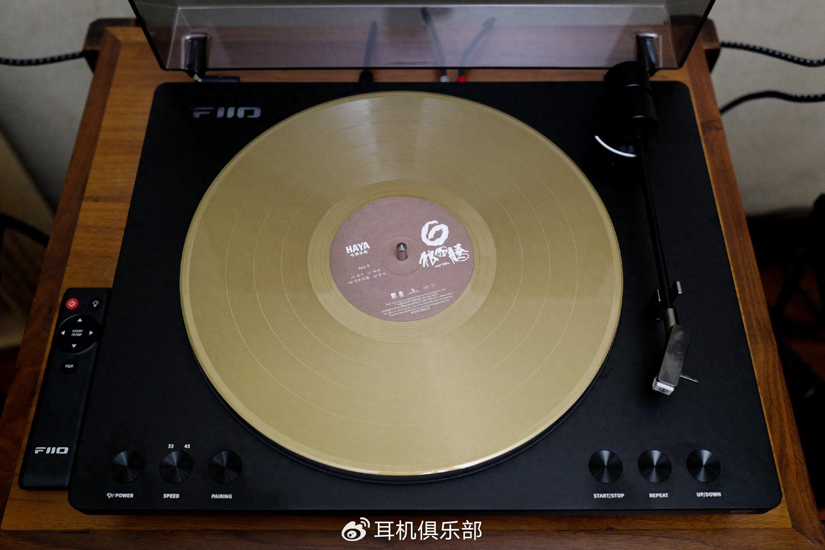 让唱片开口说话！可能是听歌爱好者的第一台黑胶唱机。飞傲TT13-FIIO---BORN FOR MUSIC