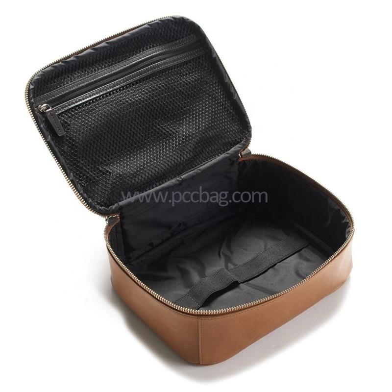 WaxedLeatherToiletryBagTravelShavingKitCosmeticCase-2