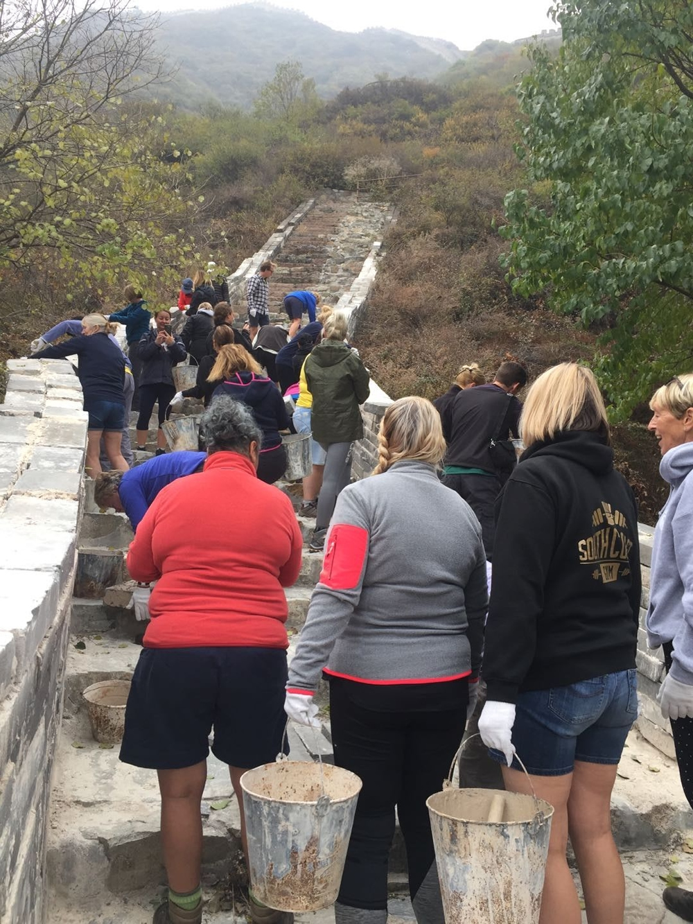 Repair the wild Great Wall at Badaling Remnant Great Wall