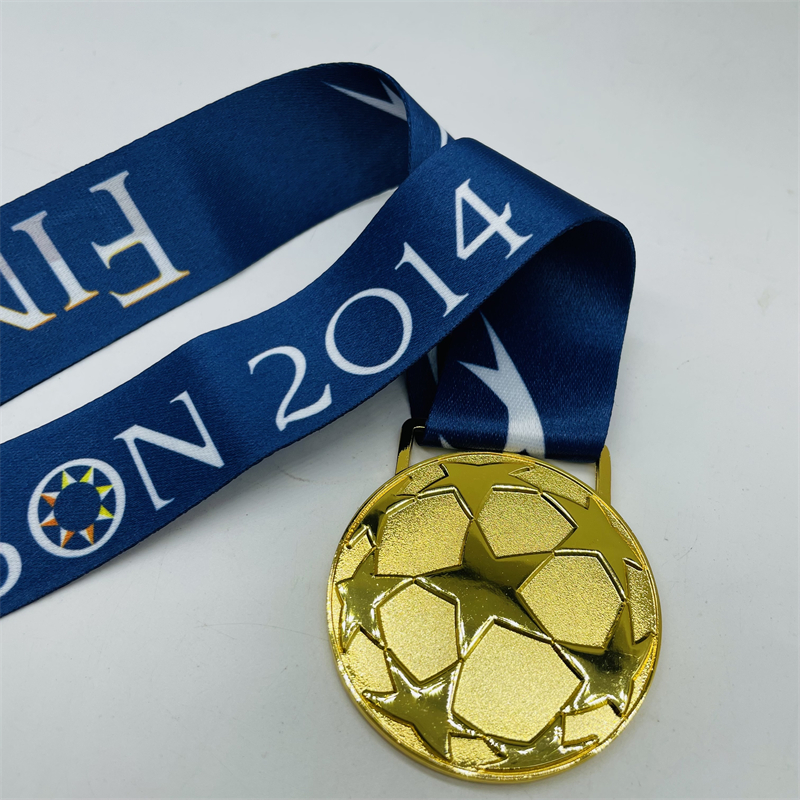 欧冠奖牌2014-1