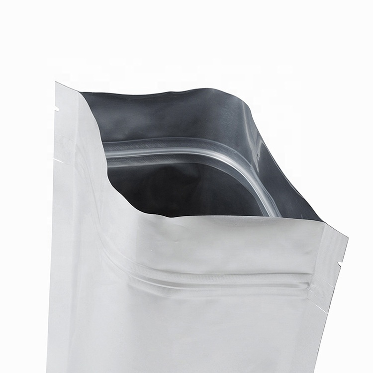 Stand-Up-Aluminum-Foil-Bag-With-Zipper-4