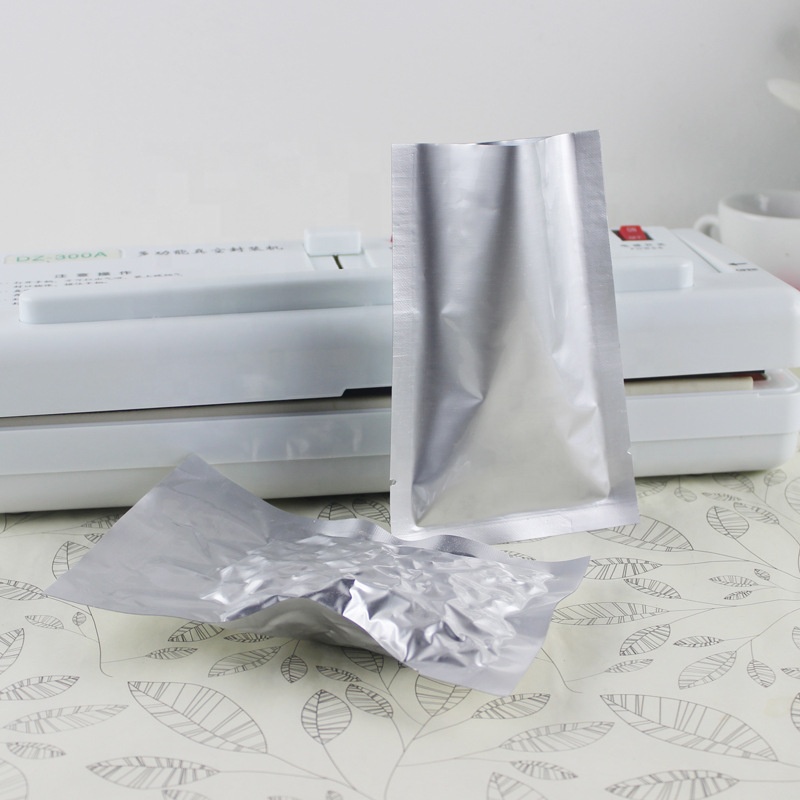 Three-Sides-Seal-Flat-Aluminum-Foil-Vacuum-1