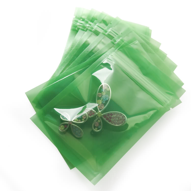 High-quality-resealable-plastic-snack-bag-with-2