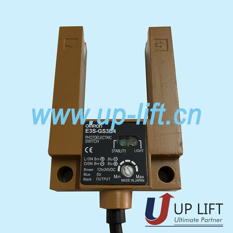 3-2OMRONphotoelectricswitchE3S-GS3B4