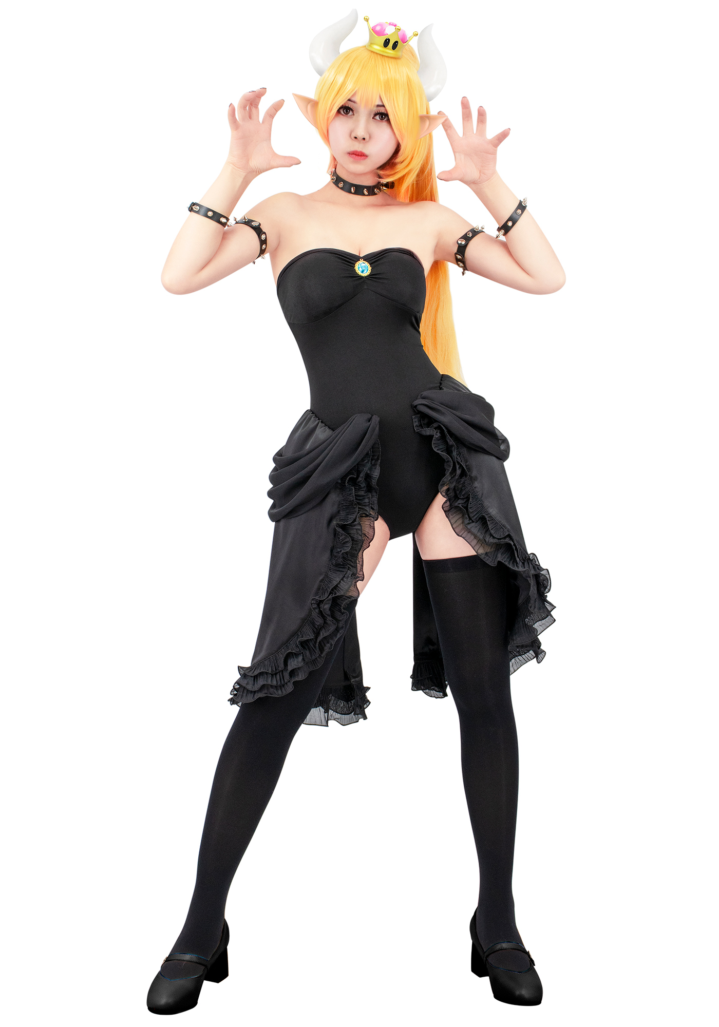 Super Mario Bowsette Cosplay