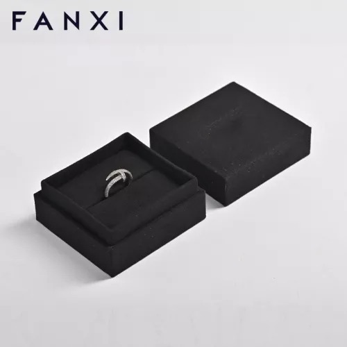 H-georgia20210821001-Wholesalecustomlogocolourblackmicrofiberjewellery_yy