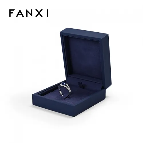 H0360222120901701-Uniqueweddingringbox_jewelryboxespackaging_fancyring