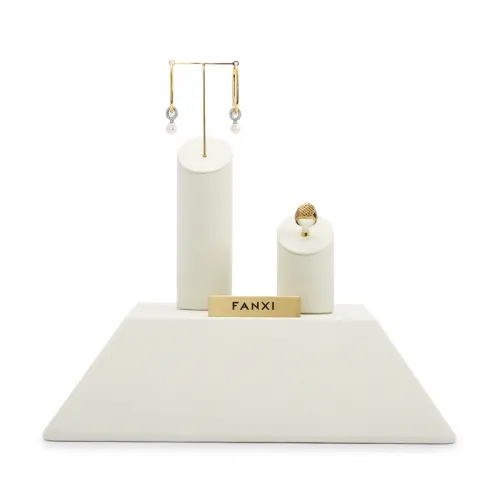 PU10302-format_webp-2