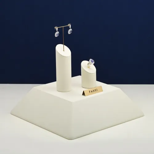 PU10302-format_webp-5