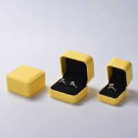 H095220926006-smalljewelrygiftbox_personalisedjewelrybox_cheapjewe