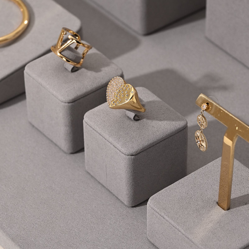 TT182-FANXIgraymicrofiberjewelrydisplaysetwithmeta-4