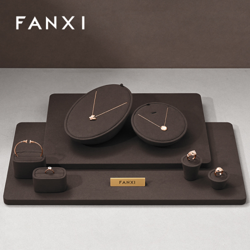 TT245-FANXIfashionbrowncolourjewellerydisplay