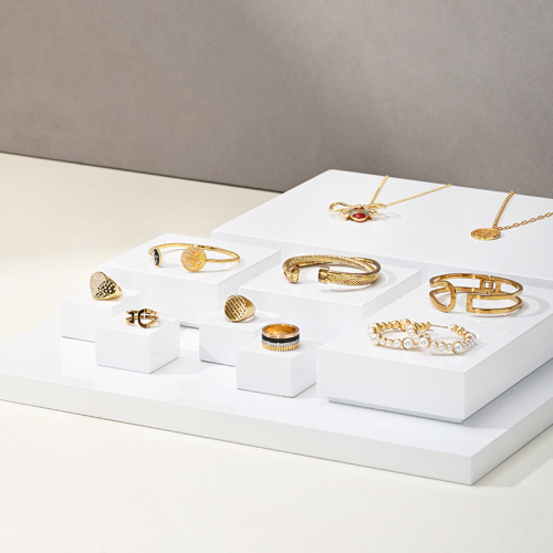 TT246-FANXIluxurywhitecolourjewellerydisplayexhibitor
