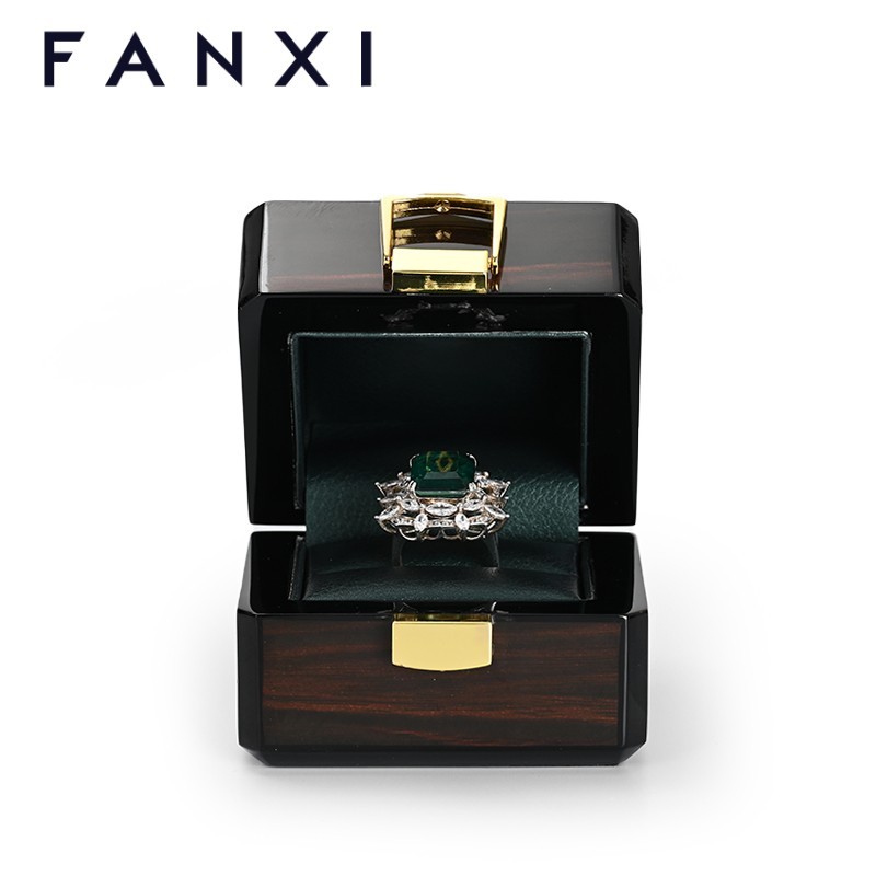 HD22062700210-thejewelrybox_luxuryjewelrybox_luxuryjewelrybox