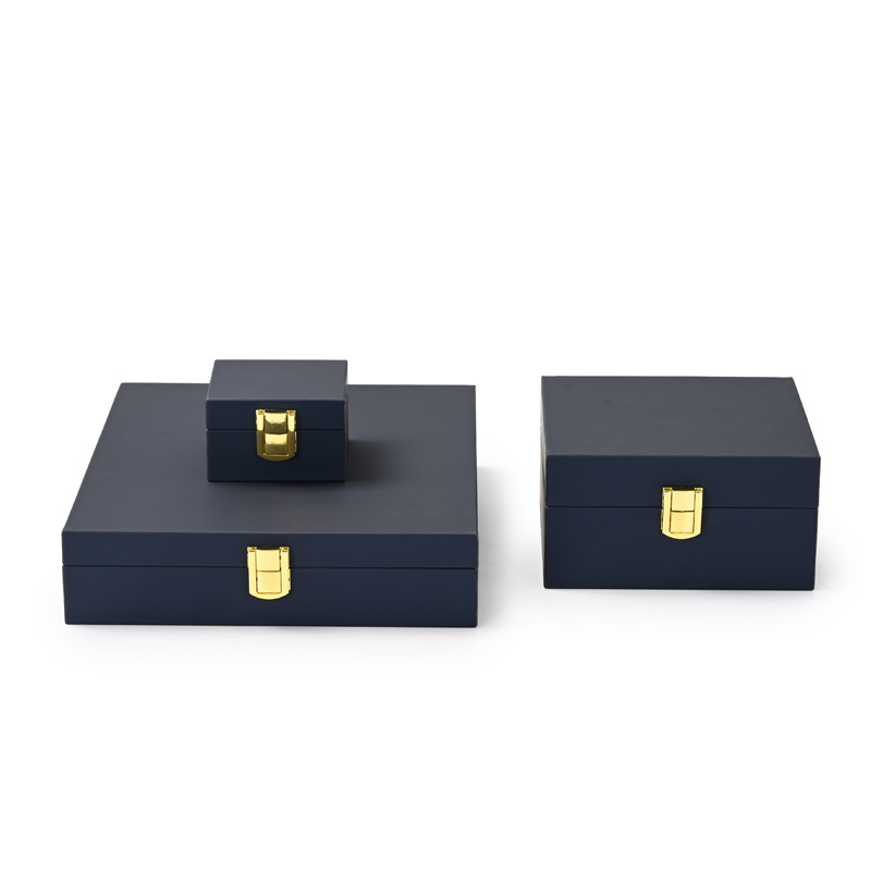 HD230419025-FANXIwoodenengagementringbox_luxuryjewelrypackaging_-1