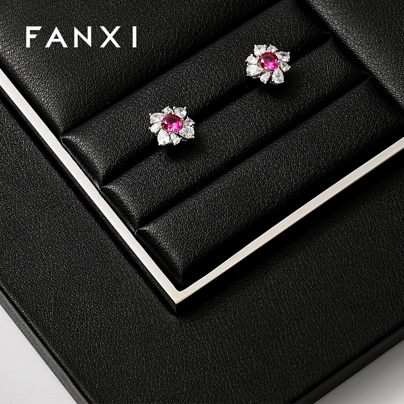 TT261-FANXIwholesalemetalstructurewatchholderwrappedwithblackPUleather-7