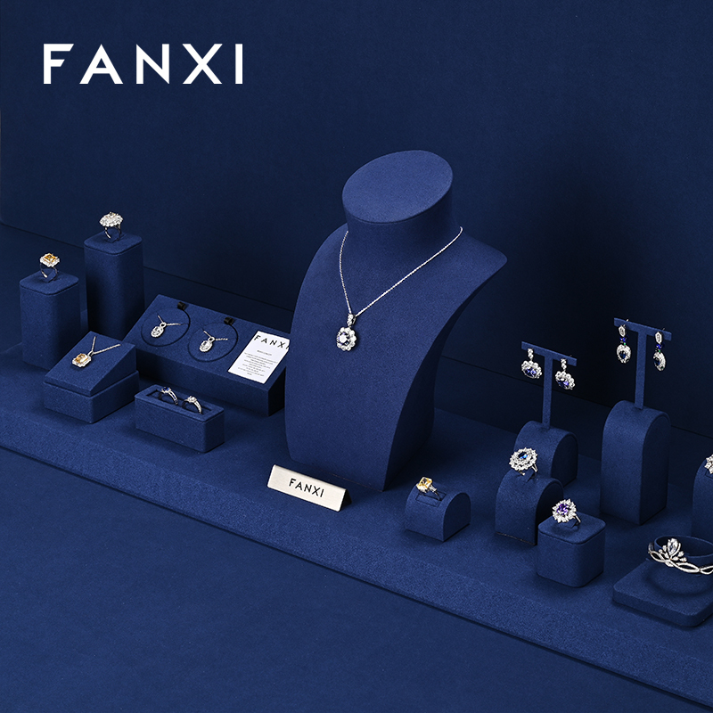 TT310-FANXInewarrivalbluemicrofiberjewelleryhanger-2