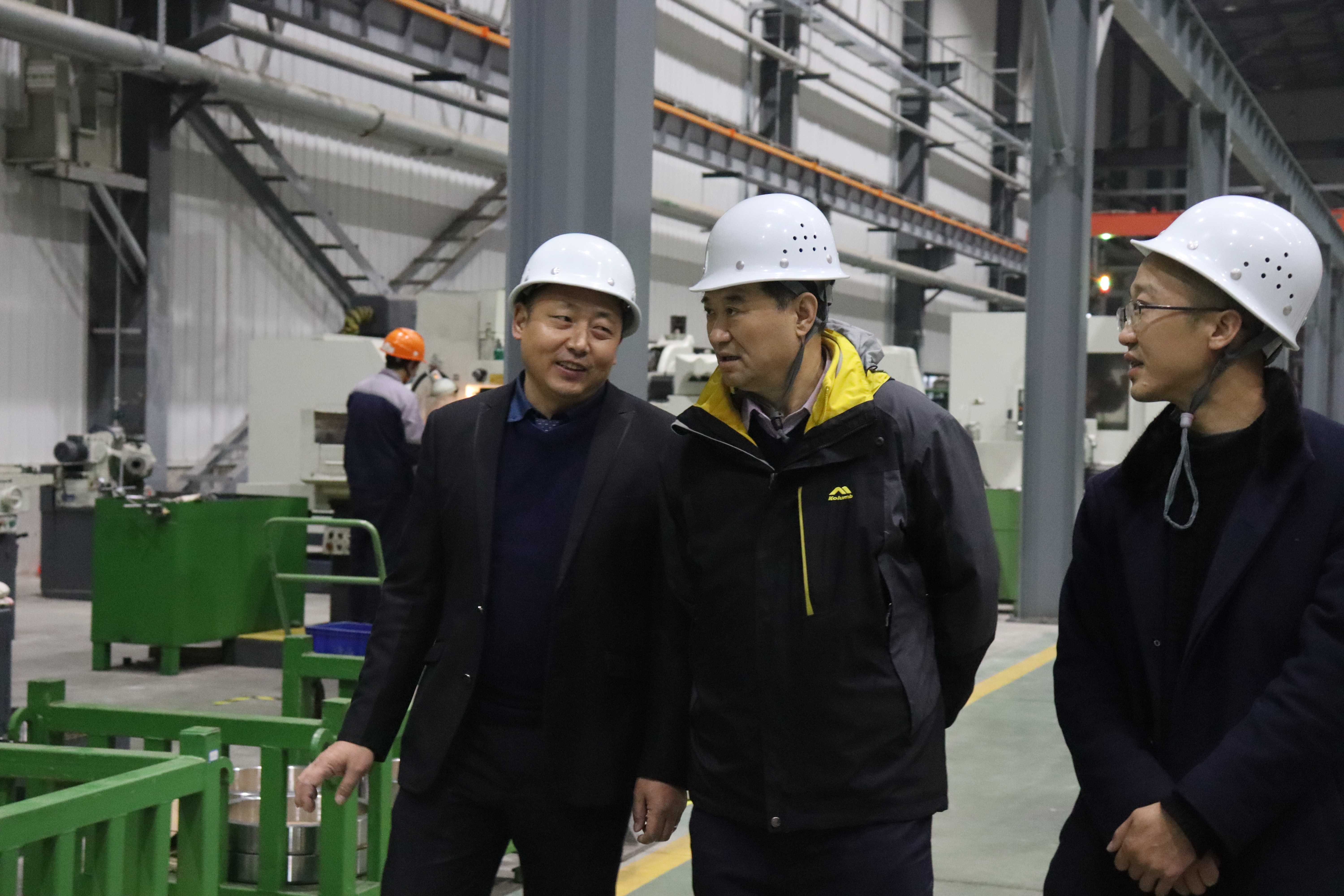 共话未来|中国工程机械工业协会会长莅临成工参观交流