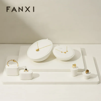 FANXIfactorycreamcolourjewelrydisplay-5