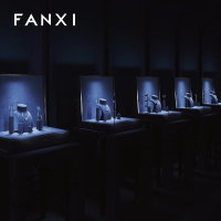 RX068-FANXIluxuryleatherandmicrofibernecklacedisplaybustdisplaystands-1