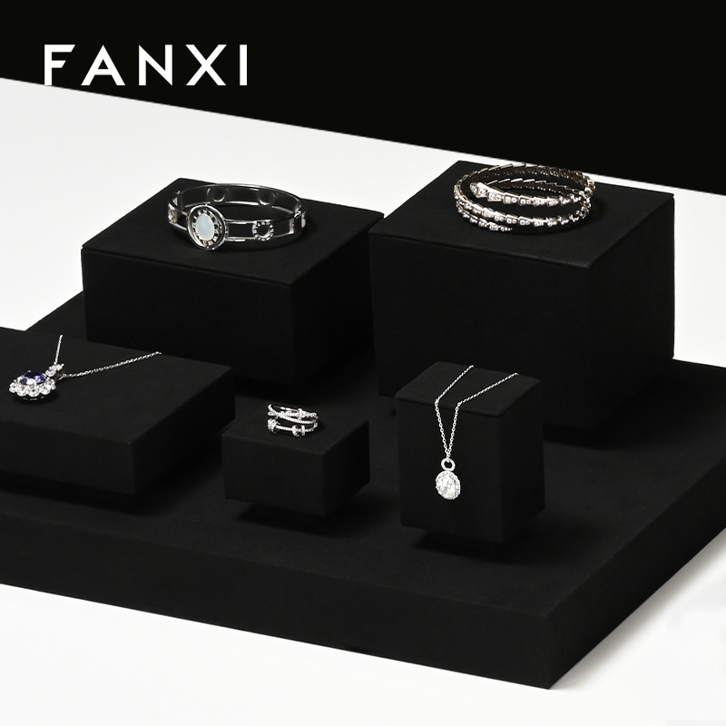 TT254-FANXIfashionblackmicrofiberjewelryringdisplaypresentationstand-5