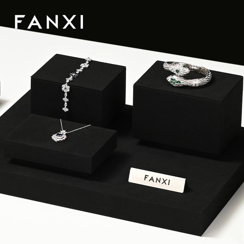 TT254-FANXIfashionblackmicrofiberjewelryringdisplaypresentationstand-6