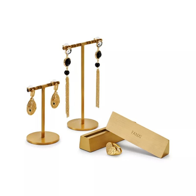 Luxurymetaljewelrydisplaystandsetswithblack_-format_webp-4