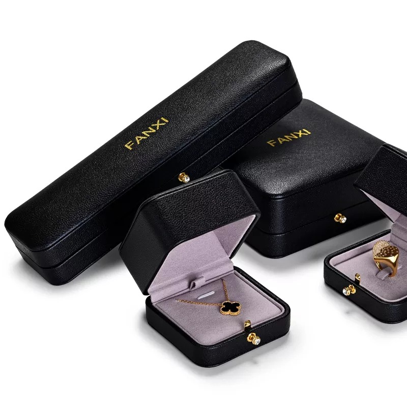 Customlogoblackleatherjewelrypackagingbox-format_webp-5